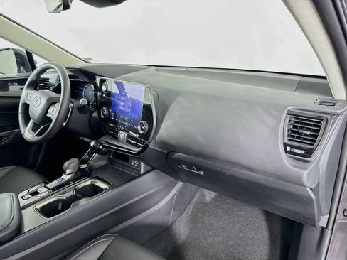 Used 2024 Lexus NX 250 FWD image 27