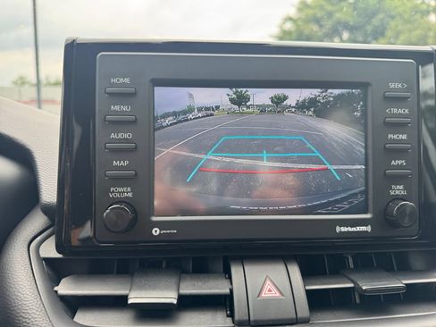 Used 2022 Toyota RAV4 LE AWD/4WD image 24
