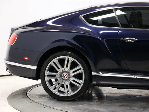 Used 2017 Bentley Continental GT image 54