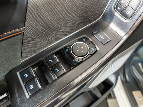 Used 2024 Ford F350 Platinum AWD/4WD image 18