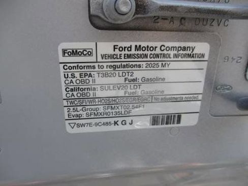 New 2025 Ford Maverick XLT image 19