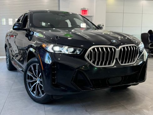 Used 2026 BMW X6 xDrive40i w/ Climate Comfort Package AWD/4WD image 3