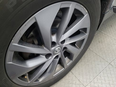 Used 2016 Nissan Rogue SL w/ SL Premium Package AWD/4WD image 31