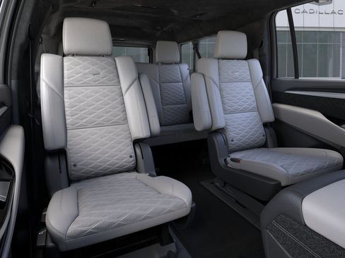 New 2026 Cadillac Escalade ESV V image 17