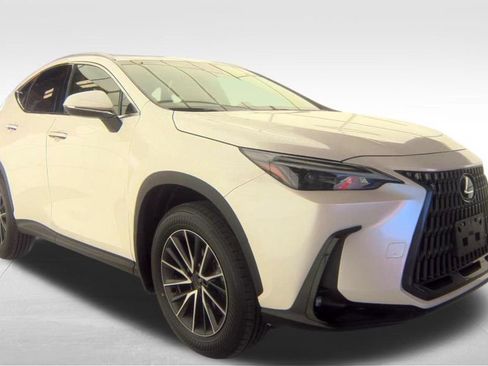 Used 2024 Lexus NX 250 FWD w/ Cold Area Package image 4