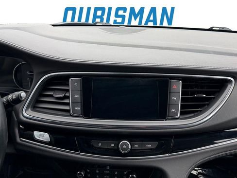 Used 2022 Buick Enclave Avenir w/ Avenir Technology Package image 25