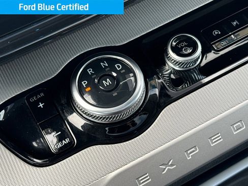 Certified 2025 Ford Expedition Active image 23
