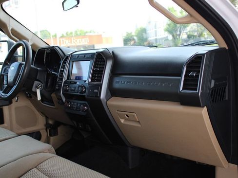 Used 2020 Ford F250 XLT AWD/4WD image 16