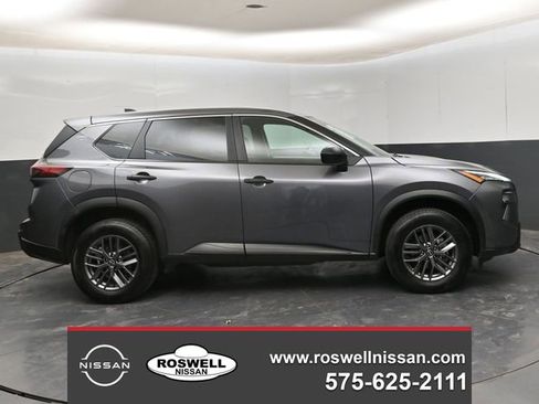 Used 2024 Nissan Rogue S AWD/4WD image 1