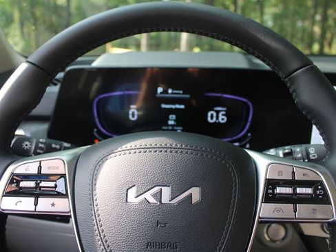 New 2025 Kia Telluride EX image 28