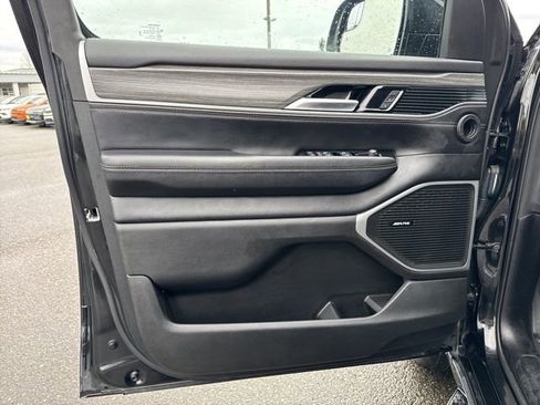 Used 2024 Jeep Wagoneer Series II image 27