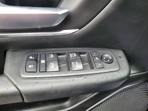 Used 2020 RAM 1500 Big Horn AWD/4WD image 9