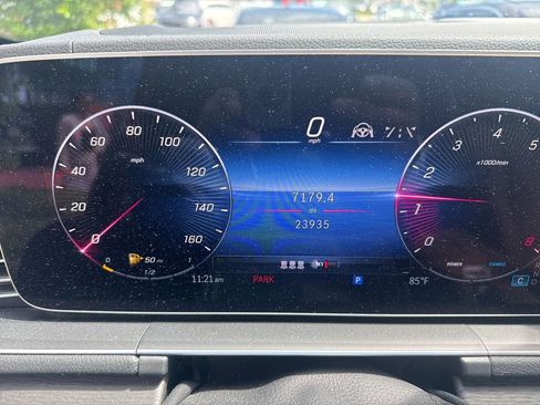 Certified 2024 Mercedes-Benz GLE 450 4MATIC image 3
