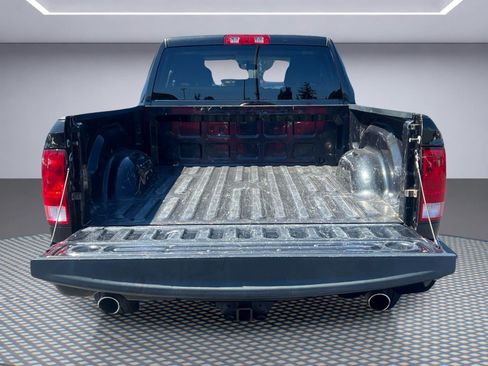 Used 2017 RAM 1500 Express AWD/4WD image 6