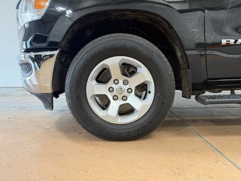 Used 2019 RAM 1500 Tradesman w/ SXT Appearance Group AWD/4WD image 11