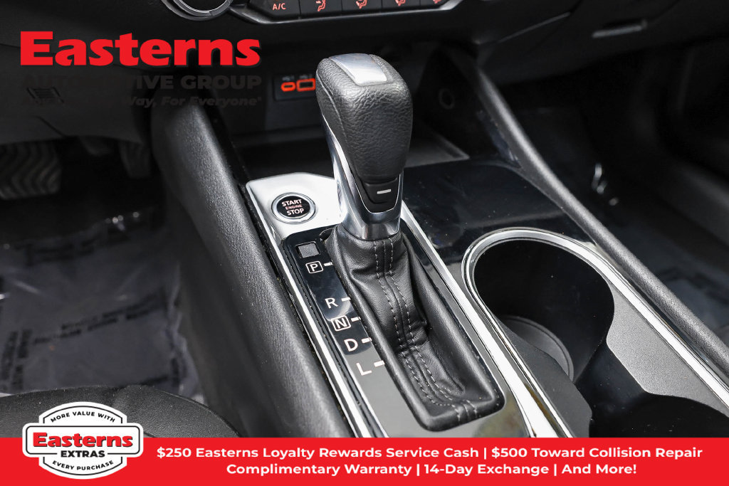 Used 2024 Nissan Altima 2.5 SV FWD image 14