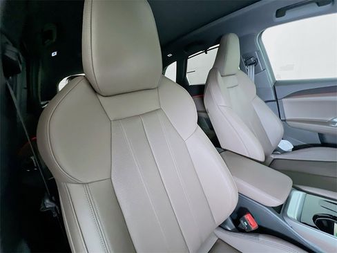 New 2025 Audi Q5 2.0T Premium Plus image 26
