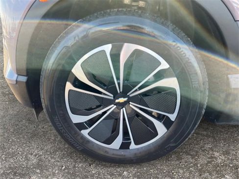 Used 2025 Chevrolet Blazer EV LT image 14