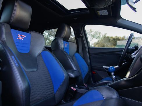 Used 2013 Ford Focus ST image 25