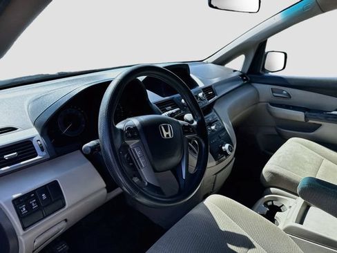 Used 2012 Honda Odyssey EX image 9