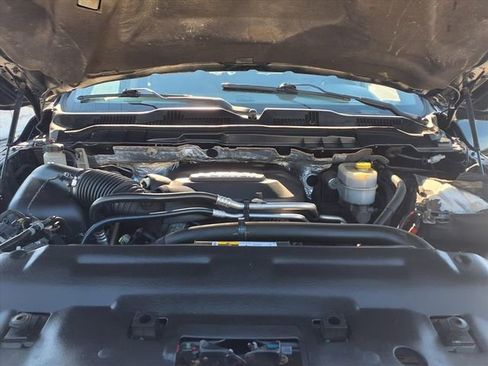 Used 2014 RAM 3500 SLT w/ Luxury Group image 9