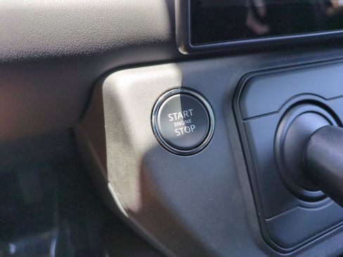New 2026 Land Rover Defender 130 X-Dynamic SE AWD/4WD image 22