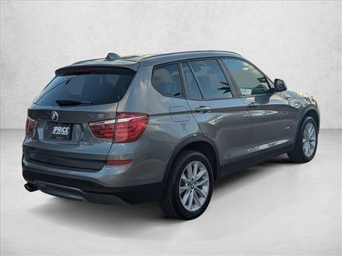Used 2017 BMW X3 xDrive28i image 5