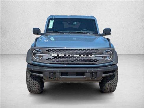 New 2025 Ford Bronco Badlands image 6