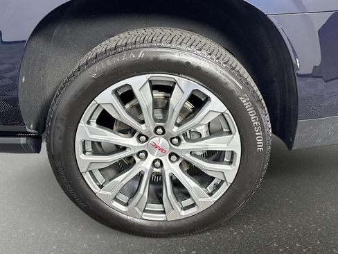 Certified 2021 GMC Yukon XL Denali w/ Denali Premium Package image 33