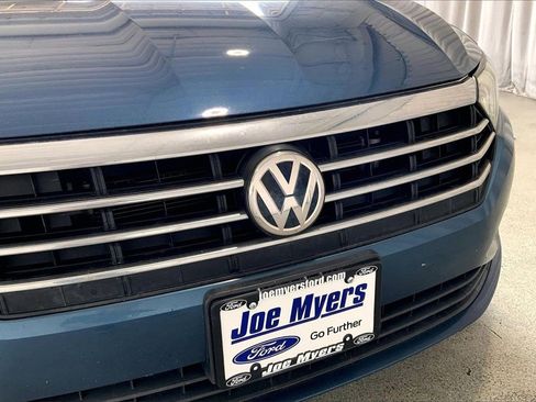 Used 2019 Volkswagen Jetta S w/ Driver Assistance Package image 7