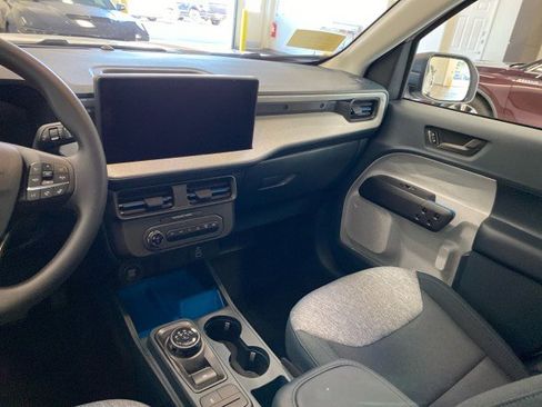 New 2025 Ford Maverick XLT image 19