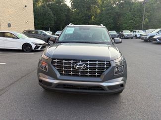 Certified 2024 Hyundai Venue SEL FWD video 1