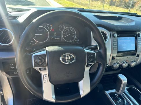 Used 2014 Toyota Tundra SR5 image 14