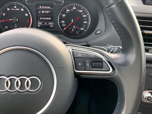Used 2018 Audi Q3 2.0T Premium Plus w/ Premium Plus Package AWD/4WD image 25