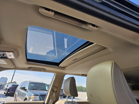 Used 2016 Toyota 4Runner Limited image 15