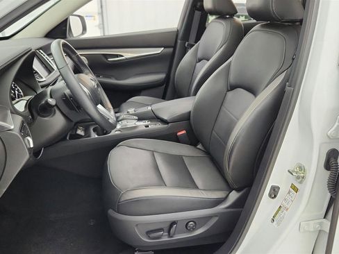 Used 2023 INFINITI QX50 Luxe AWD/4WD image 26