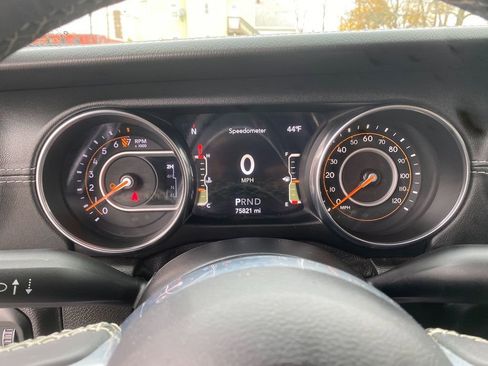 Used 2020 Jeep Gladiator Overland image 18