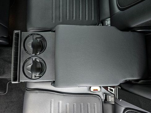 New 2026 Mercedes-Benz GLC 300 4MATIC image 28