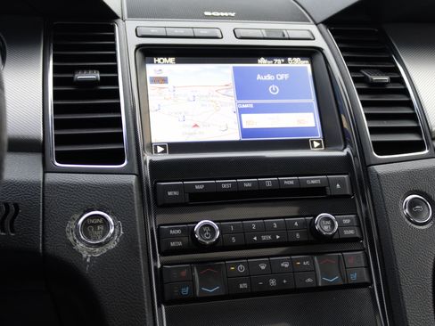 Used 2012 Ford Taurus SHO AWD/4WD image 15
