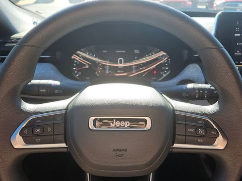 Used 2025 Jeep Compass Sport AWD/4WD image 20