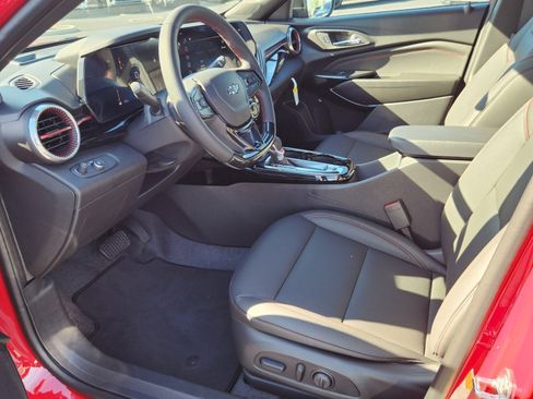 New 2026 Chevrolet Trax RS w/ Driver Confidence Package image 5