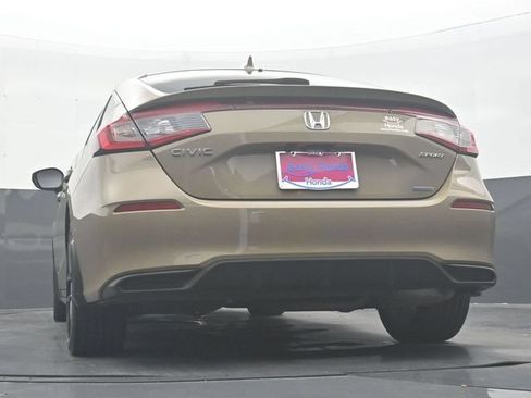 Used 2025 Honda Civic Sport image 32