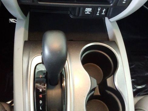 Used 2017 Honda Pilot EX-L image 10