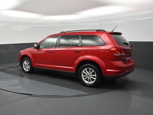 Used 2014 Dodge Journey SXT w/ Flexible Seating Group FWD image 6