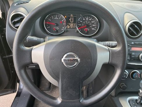 Used 2014 Nissan Rogue S image 17