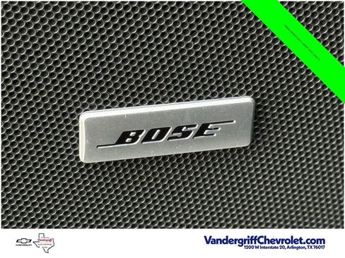 Used 2021 Chevrolet Suburban Z71 w/ Z71 Signature Package AWD/4WD image 21