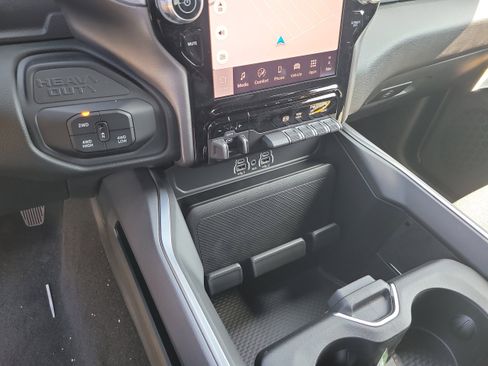 New 2026 RAM 3500 Big Horn AWD/4WD image 18