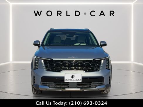 Used 2025 Kia Sorento S w/ Panoramic Sunroof Package FWD image 8