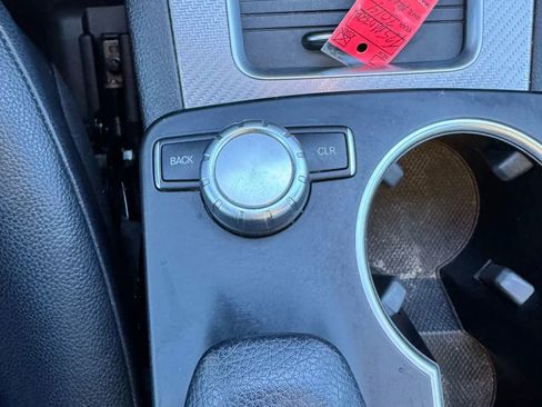 Used 2014 Mercedes-Benz GLK 350 4MATIC image 24