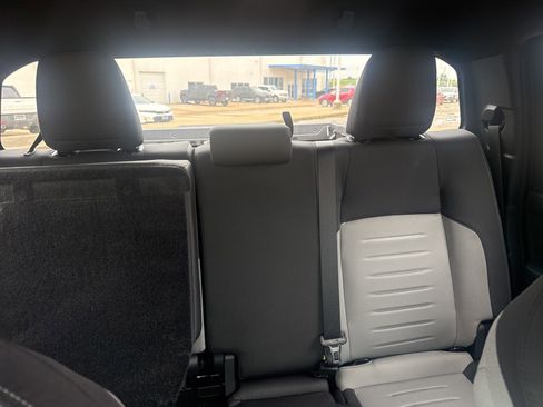 Used 2025 Toyota Tacoma TRD Sport RWD image 18